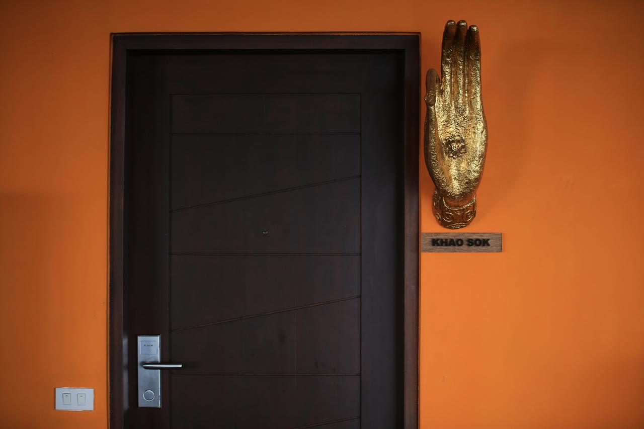 The Oriental Luxury Suites Alfonso Room photo